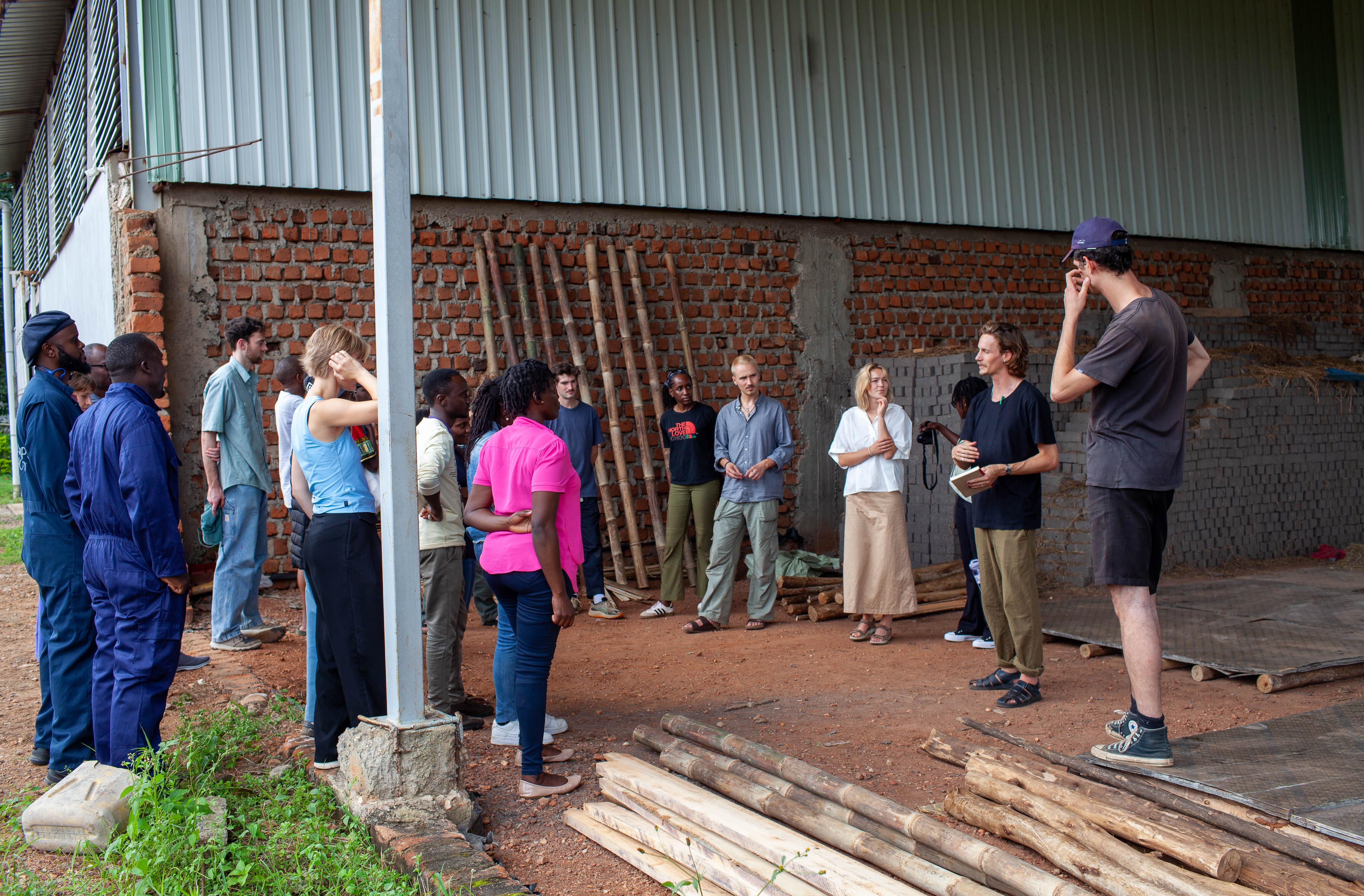 Visiting local artisans at Amavanda, the students learn about traditional mud, wattle, and bamboo construction techniques.